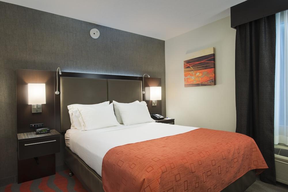 Holiday Inn Express & Suites Boston - Cambridge By Ihg Ngoại thất bức ảnh