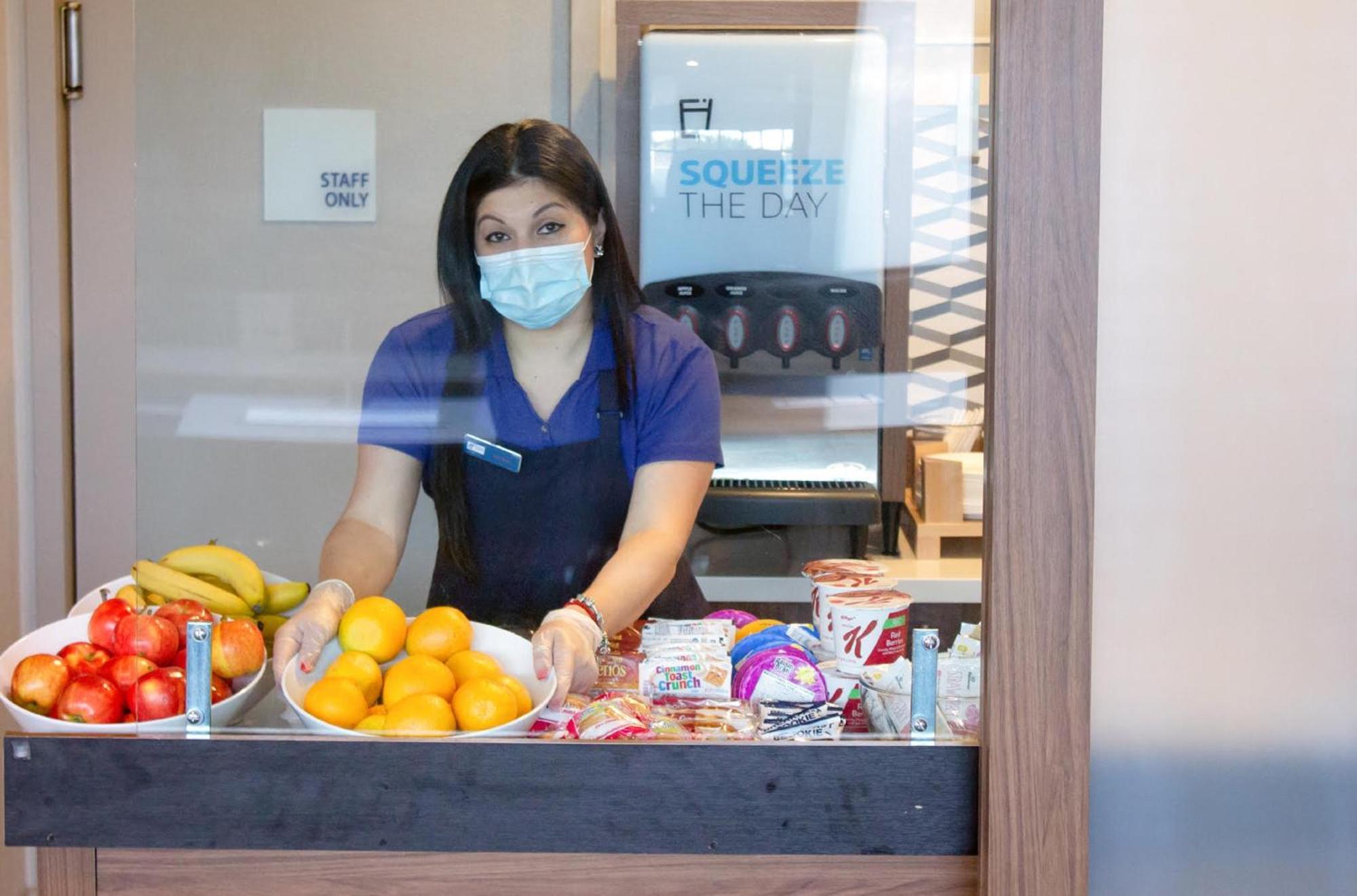 Holiday Inn Express & Suites Boston - Cambridge By Ihg Ngoại thất bức ảnh